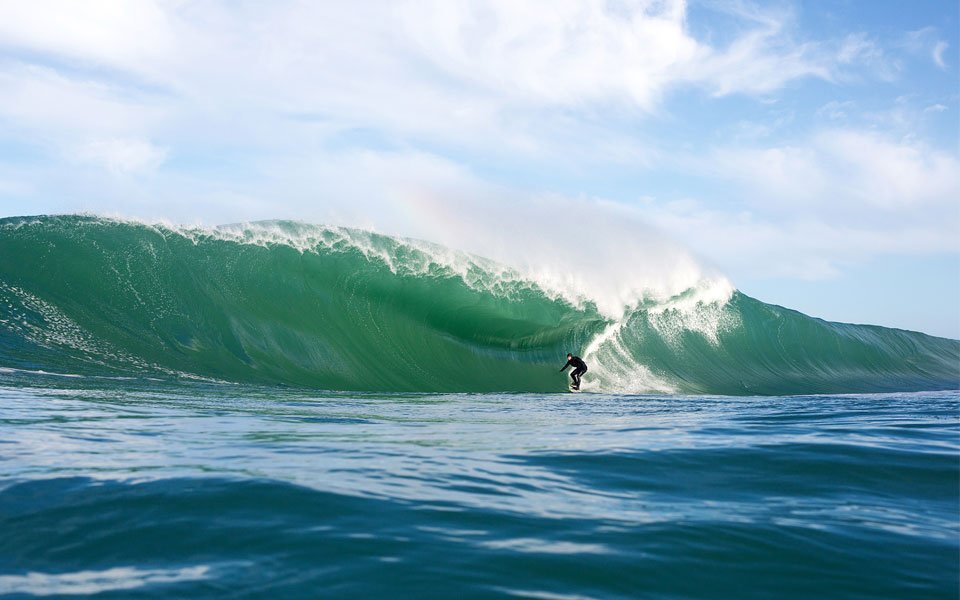 Jimi Crooks Surfing Big Waves