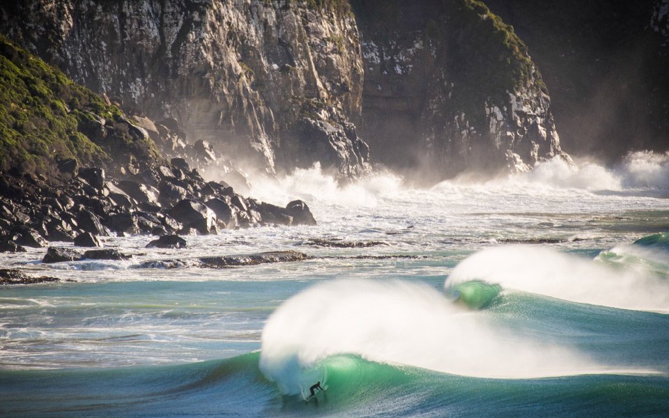 Luke Grubb Surfing