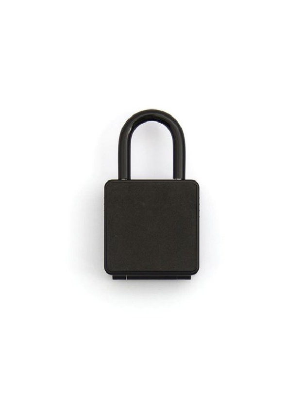 ocean and earth key vault lock