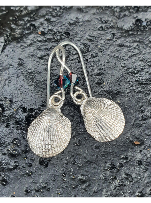 Silver Cockle Sheel &  Swarovski Crystal Earrings